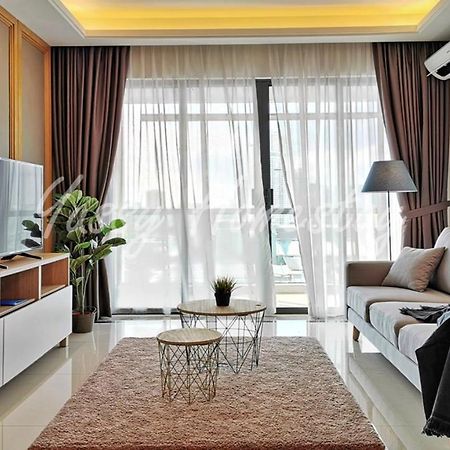 Yussy 2 Bedrooms Condo At R&F Princess Cove Джохор-Бару Экстерьер фото