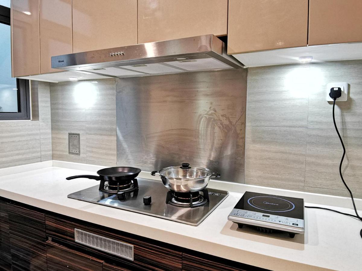 Yussy 2 Bedrooms Condo At R&F Princess Cove Джохор-Бару Экстерьер фото
